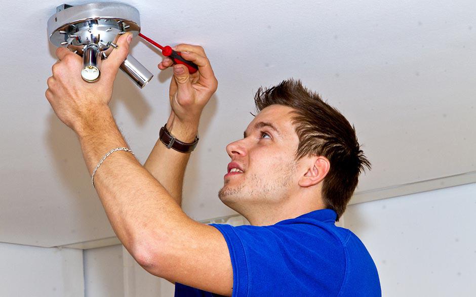 électricien de maintenance Créteil